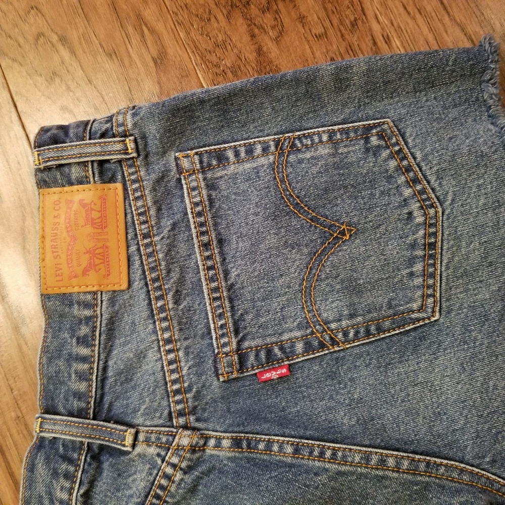 Levi's high waisted shorts